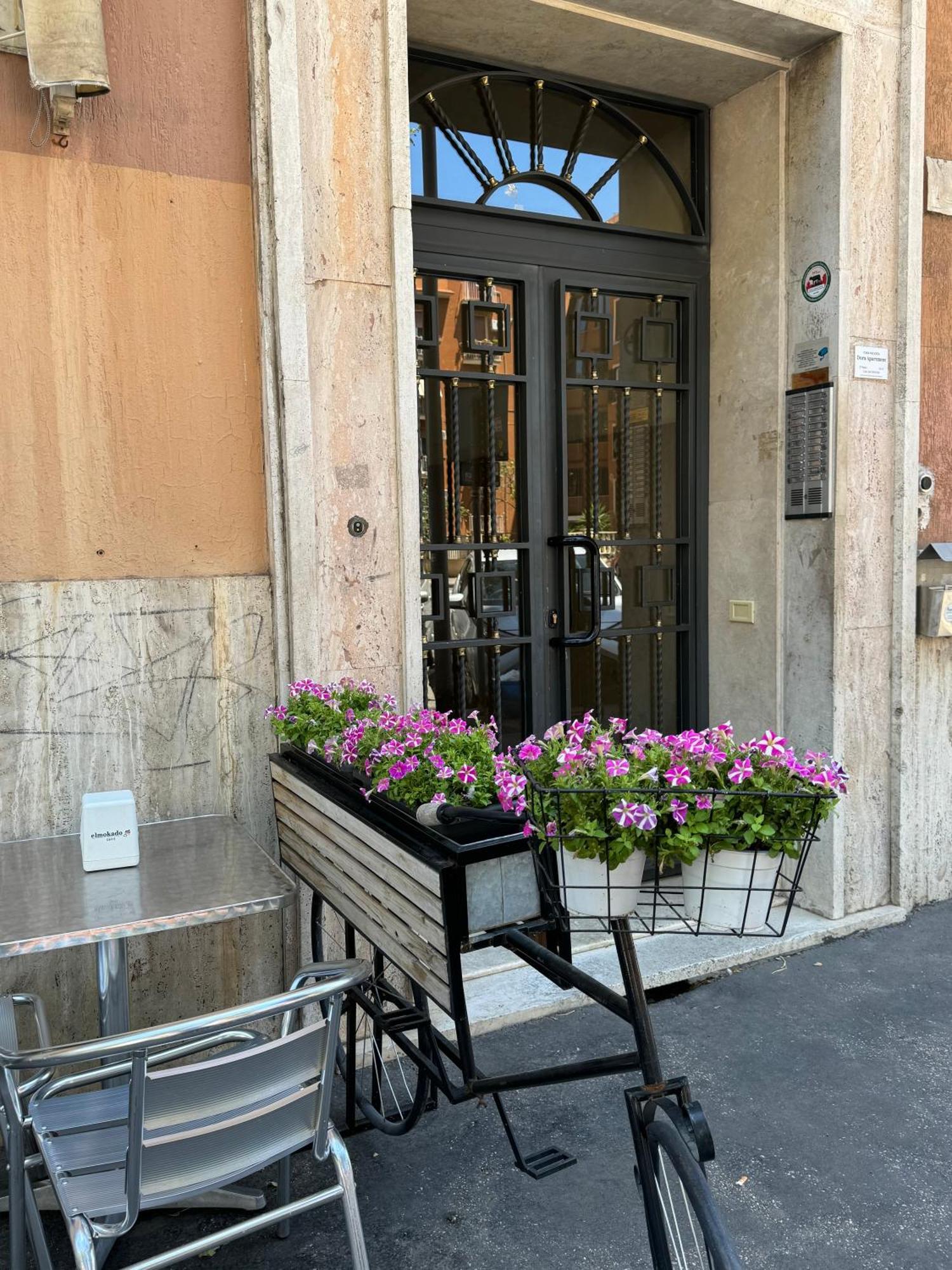 Dora Apartment Roma Exterior foto